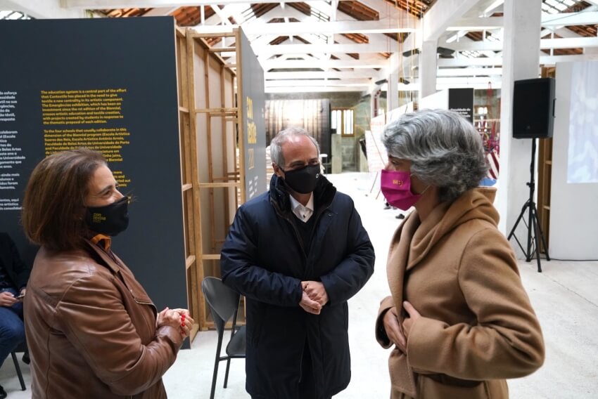 Graça Fonseca no encerramento da Contextile, bienal de arte têxtil Graça Fonseca no encerramento da Contextile, bienal de arte têxtil