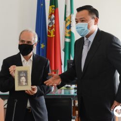 Domingos Bragança reuniu com o Embaixador do Cazaquistão em Portugal